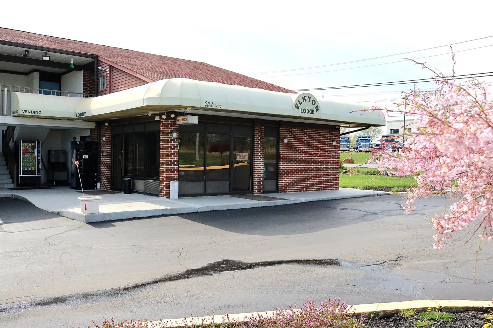 Elkton Lodge المظهر الخارجي الصورة